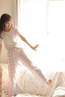 高压监狱女狱警满天星叫什么名字